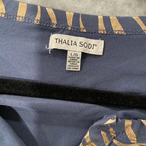 Thalia Sodi Size L Blue Copper Metallic Zebra Print Popover Henley Top Very Soft - Picture 10 of 11